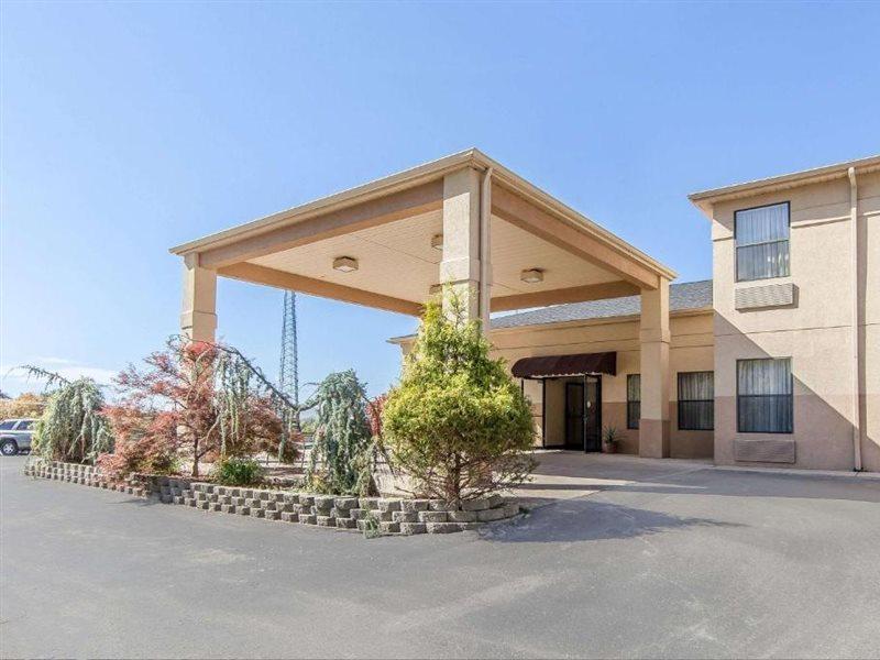 Quality Inn & Suites Rosemount Экстерьер фото