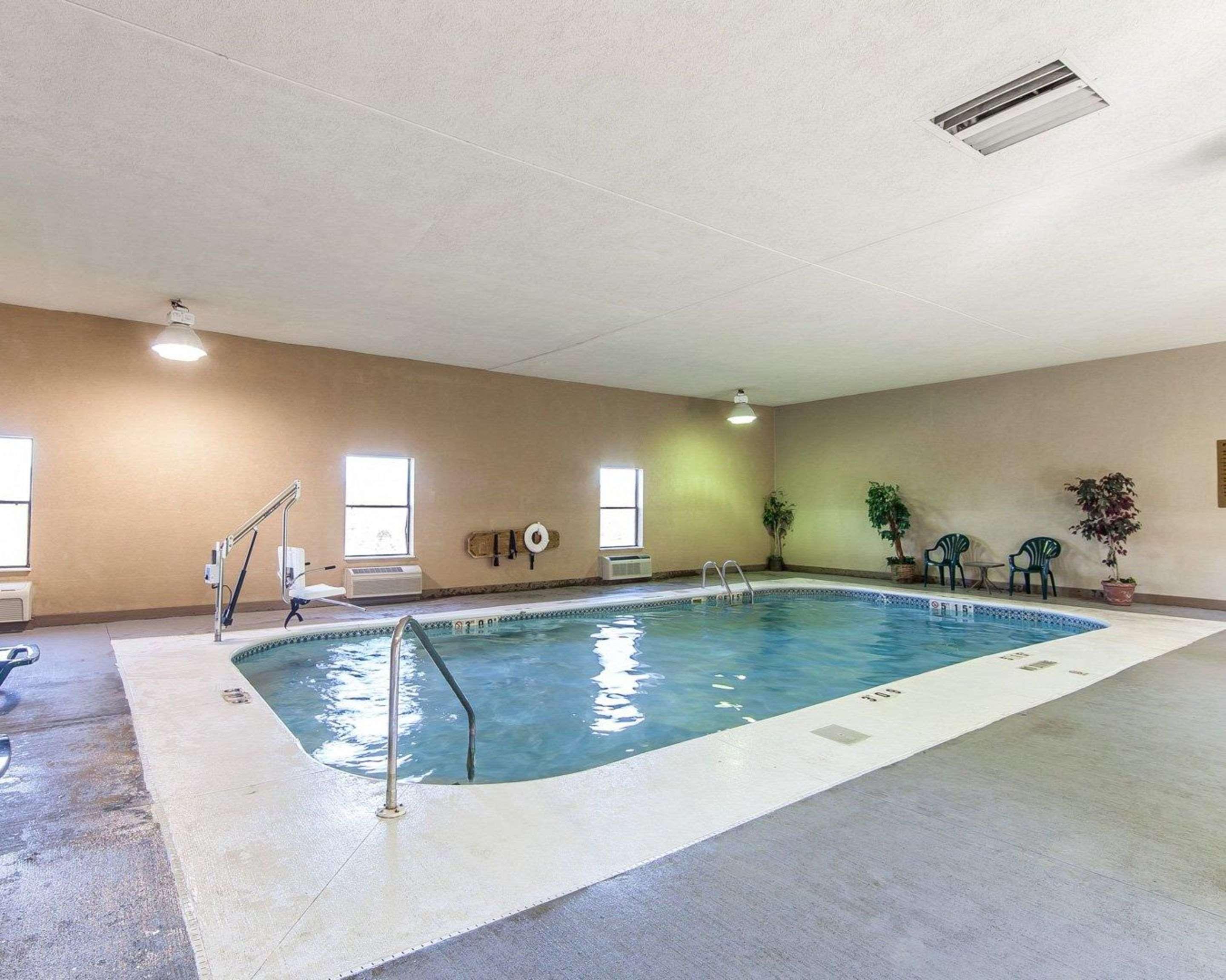 Quality Inn & Suites Rosemount Экстерьер фото