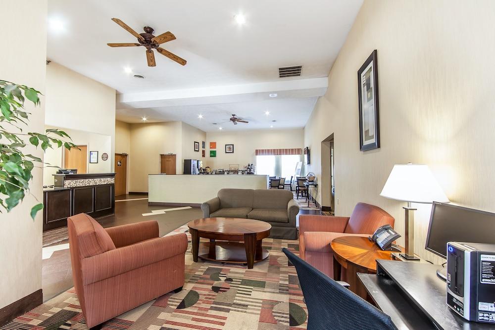 Quality Inn & Suites Rosemount Экстерьер фото