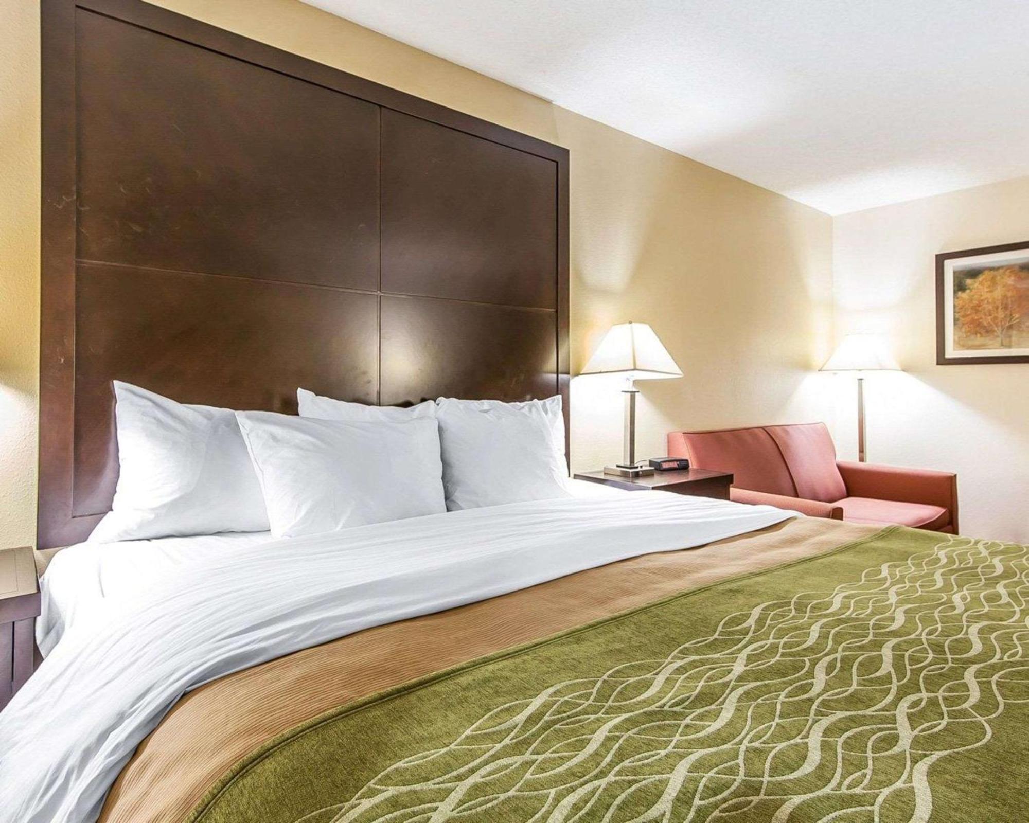 Quality Inn & Suites Rosemount Экстерьер фото
